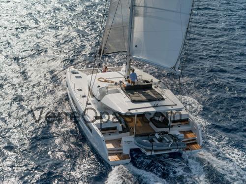 Tekniset tiedot ja arvostelut